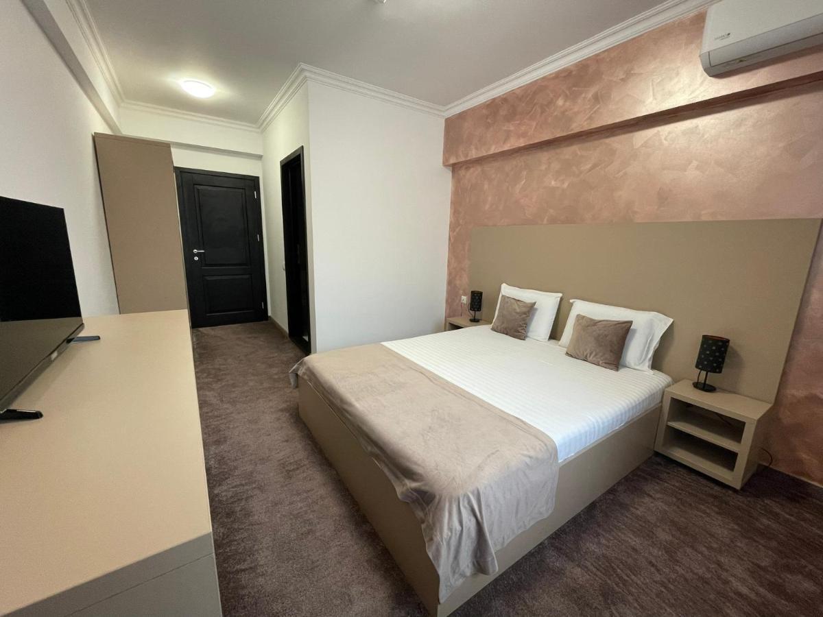 Rivoli Hotel 3*