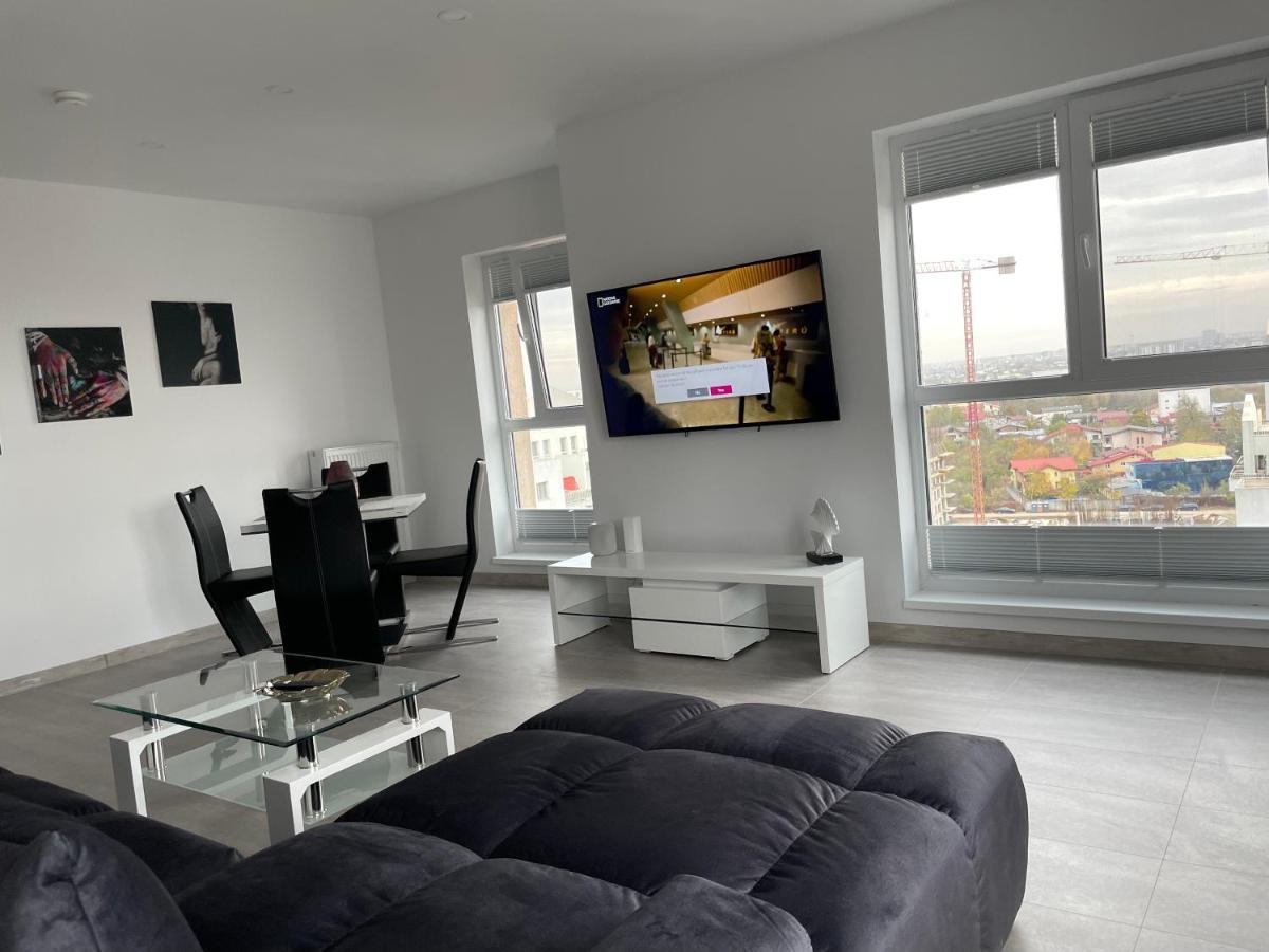 Apartment Unique Penthouse Lakeview W19 Bucharest