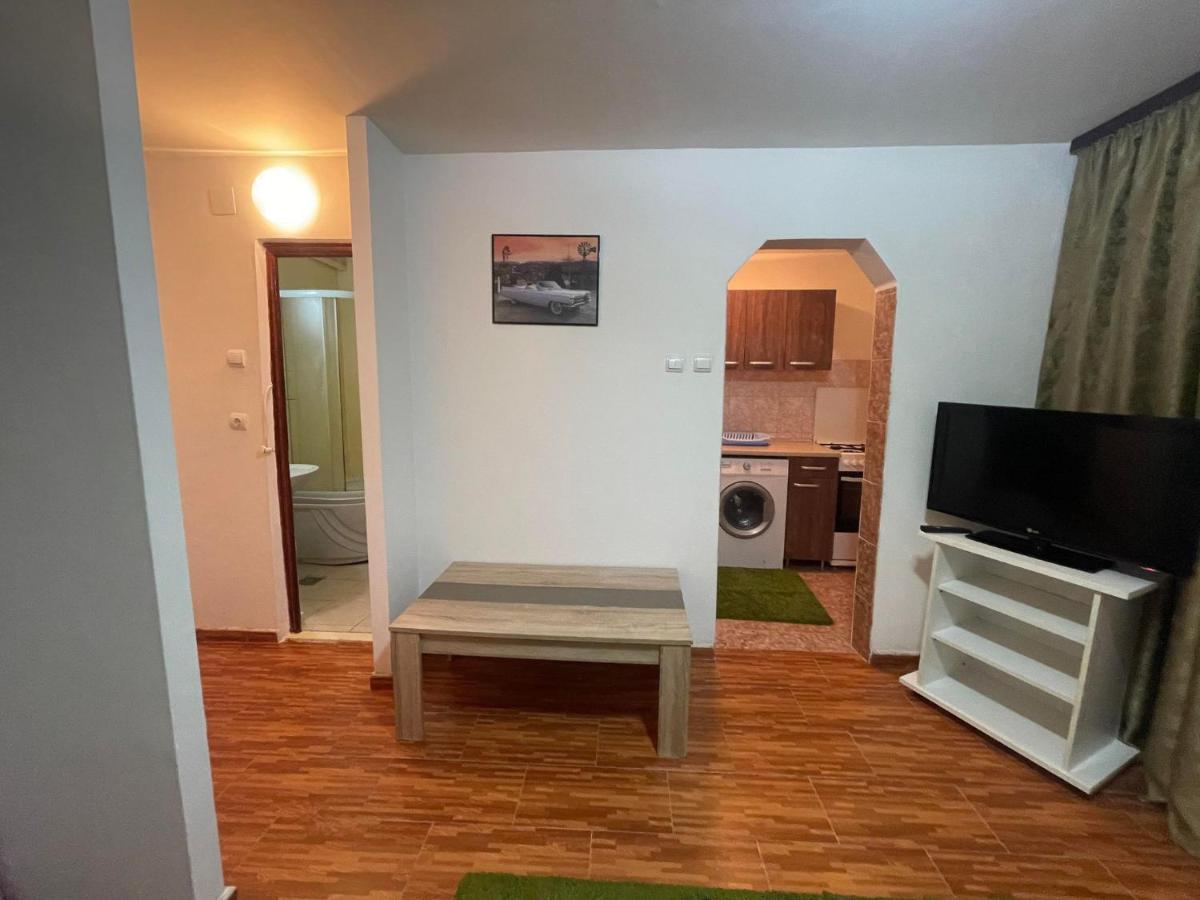 Apartment One Ptm