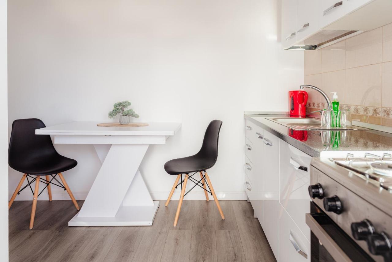 Apartament 2 Camere, Decomandat, In Zona Centrala Apartament Bucureşti