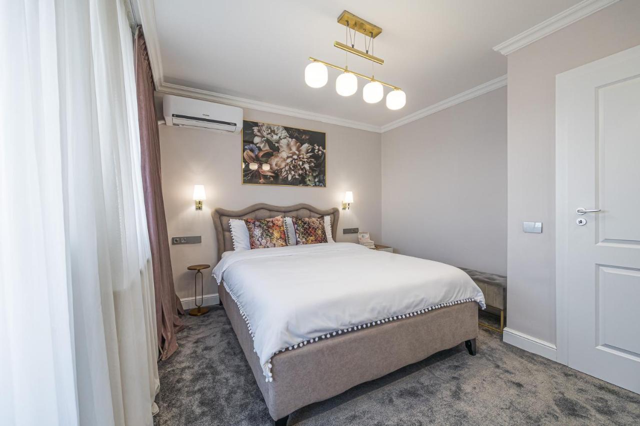 Bright House Cantemir * Bucureşti