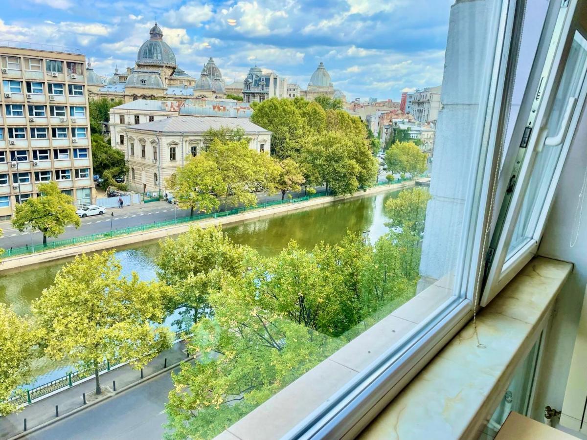 Old Center River View-4br-parliament-metro-park *