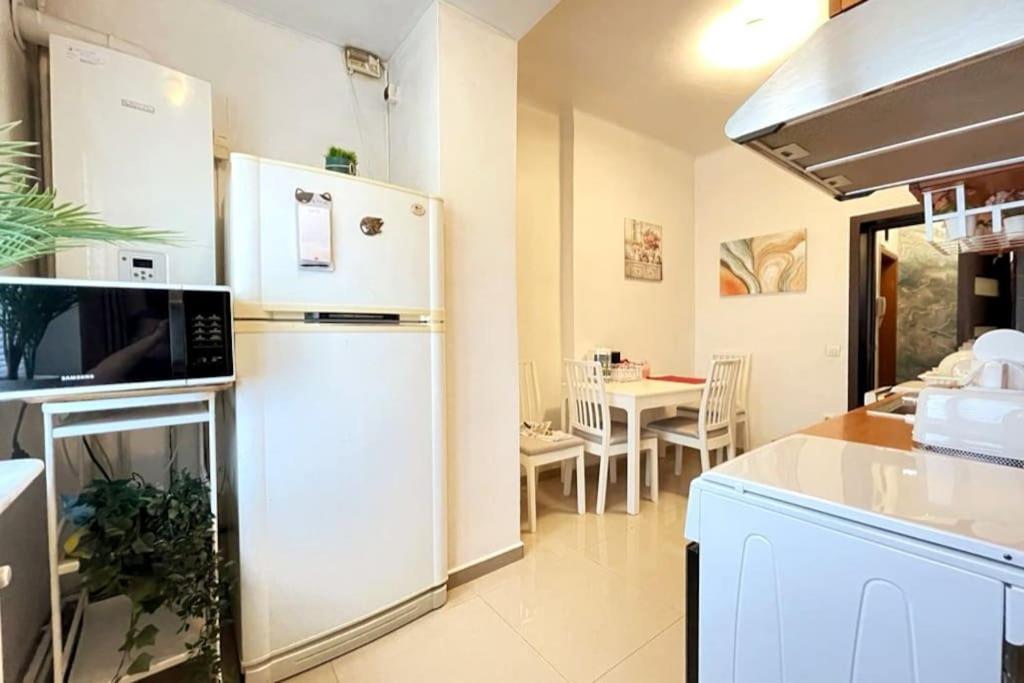 Apartament Magnolia 2bdr Apt Piata Romana- Piata Victoriei *