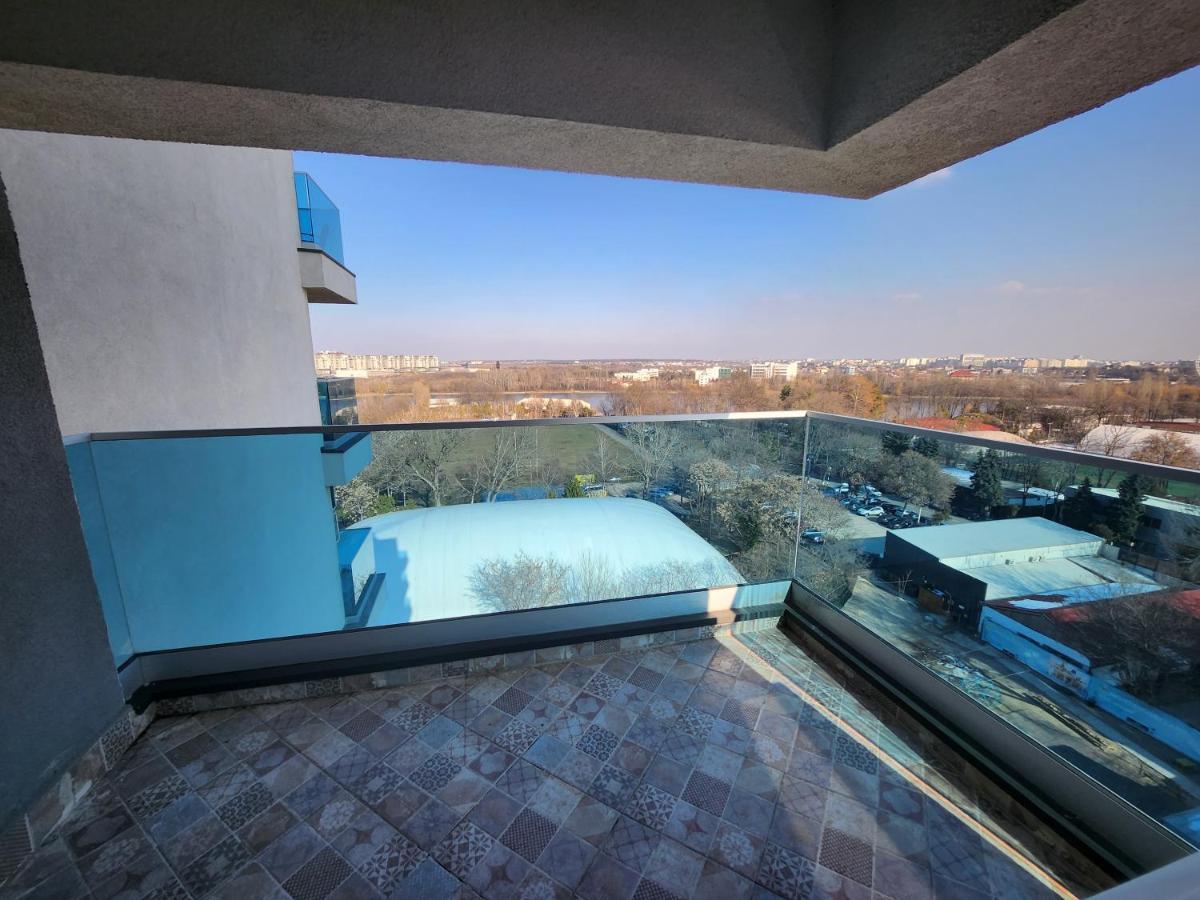 Business And Family Luxury In Floreasca On Apartment Bucharest