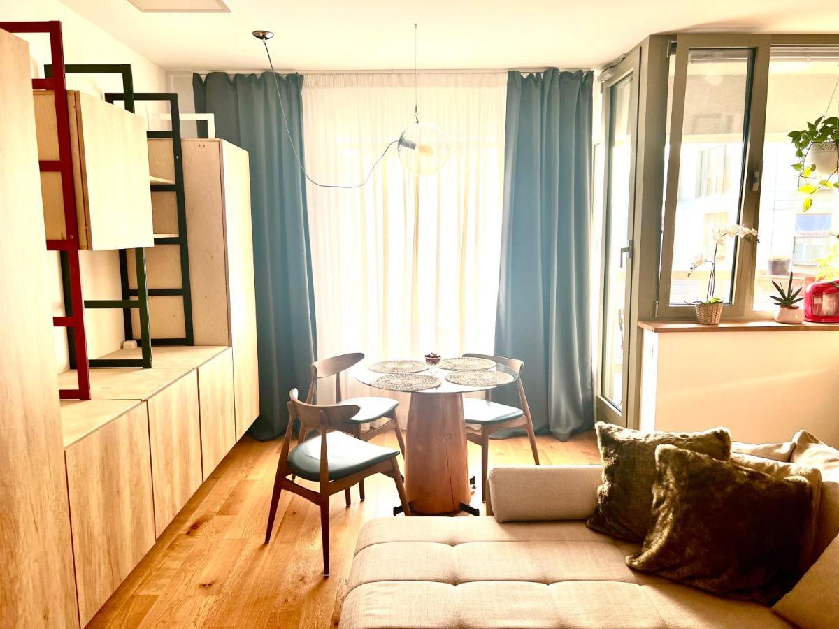 Apartment Charming Aviatiei Bucharest