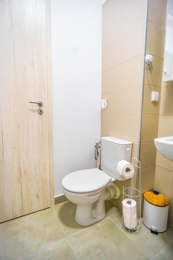 Contemporary With Balcony - New Building Apartment Bucharest