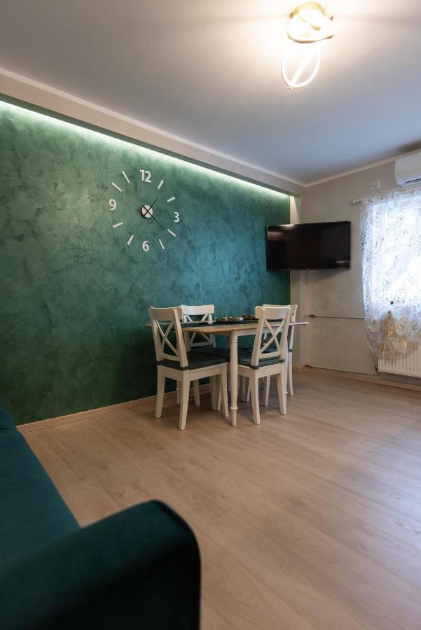 Emerald Aviatiei Apartment Bucharest