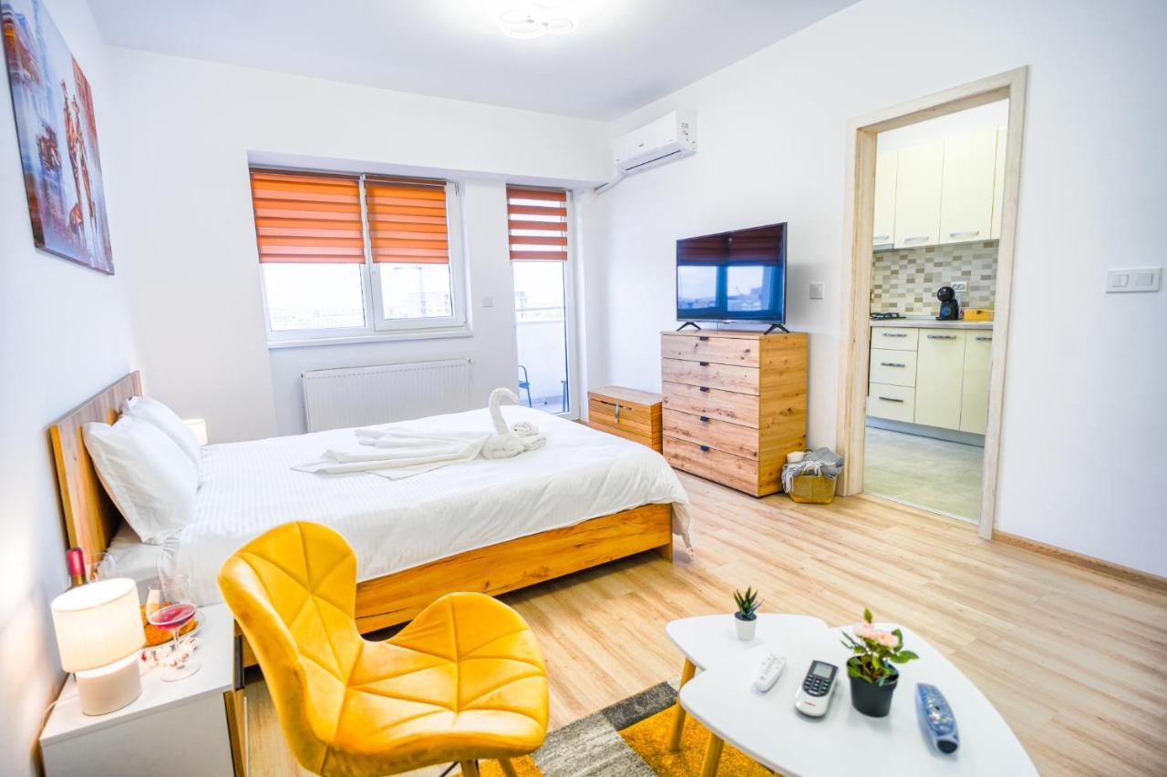Contemporary With Balcony - New Building * Bucharest