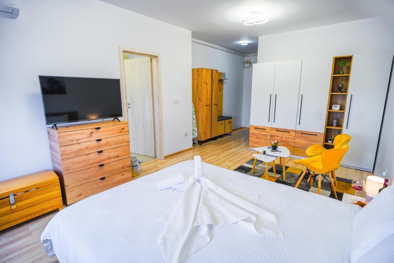 Apartment Contemporary With Balcony - New Building *
