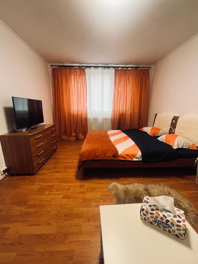 Orange Studio Apartament Bucureşti