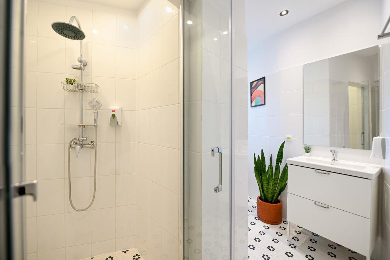 Dream In The Old Town: Bright & Comfy Studio Apartment *
