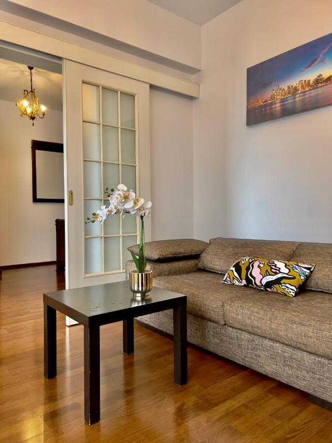Apartamento Contemporary Comfort High Above - And Stylish *