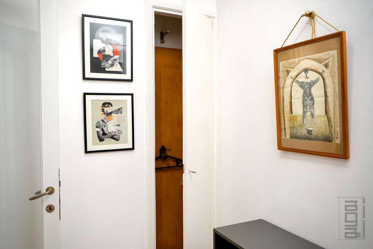 S Q U A Re Palace Gallery//apartment Bucharest