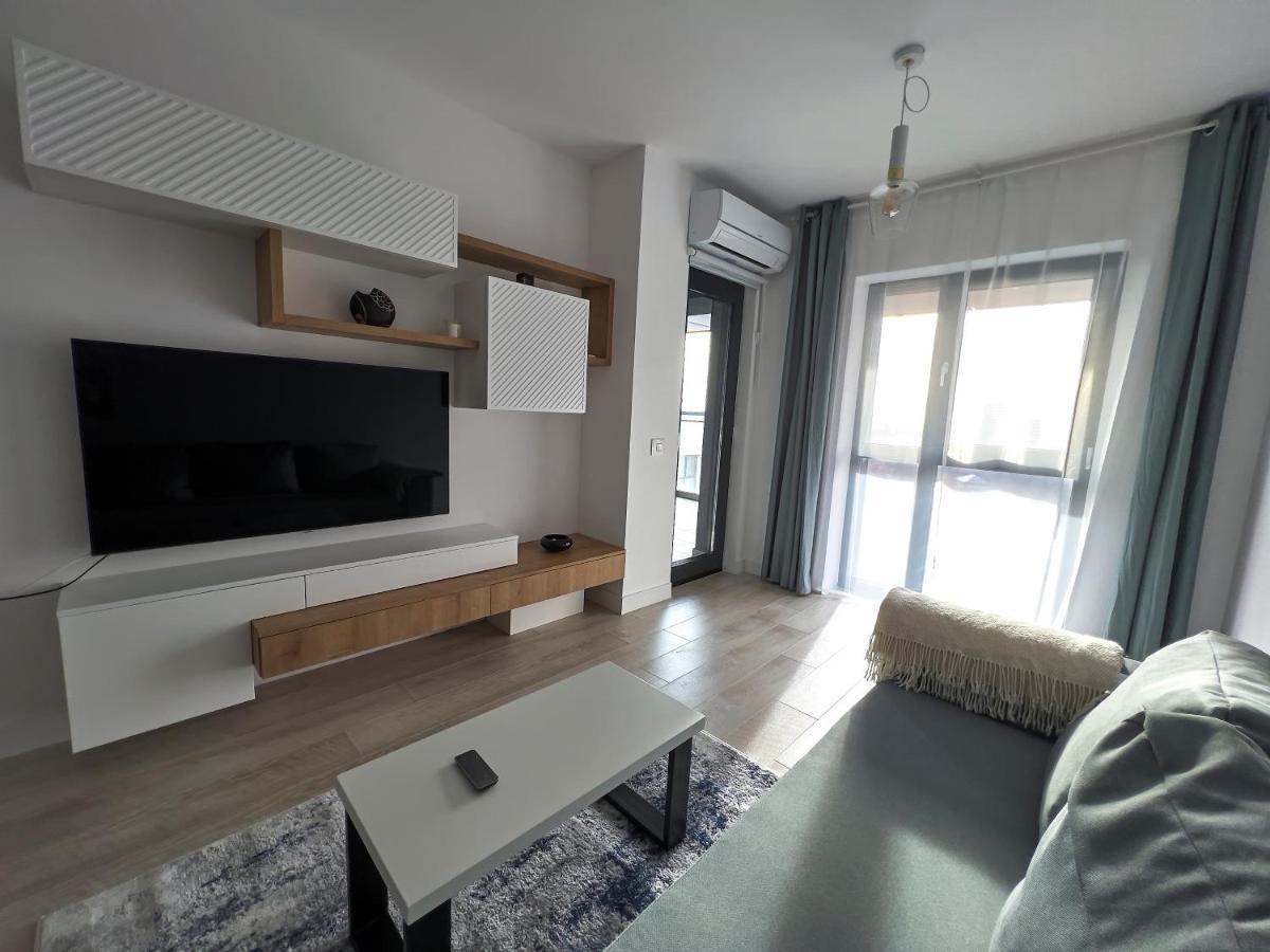 Silver Apartment Bucharest