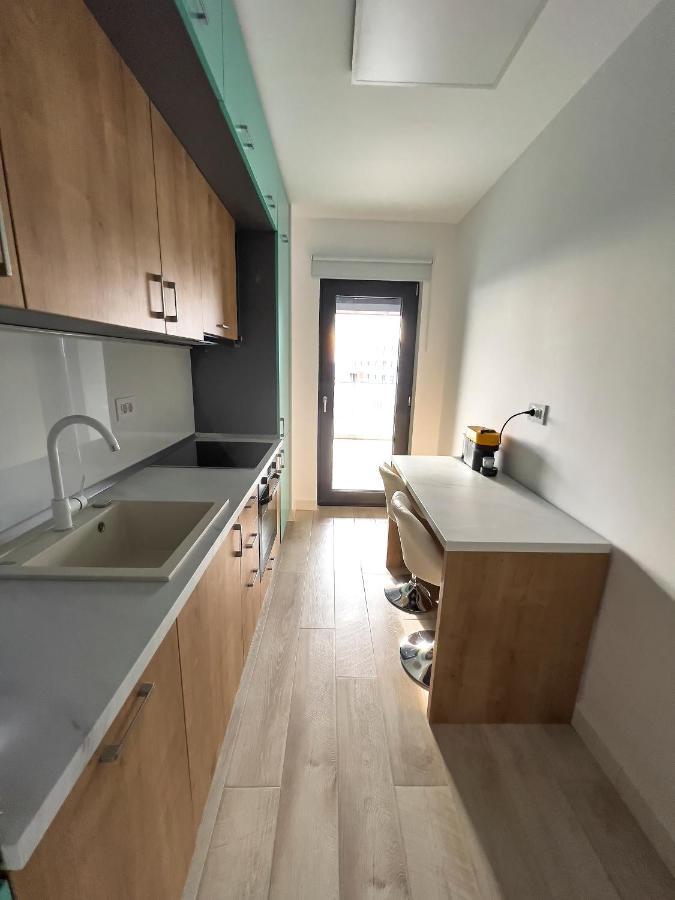 Apartment Silver *