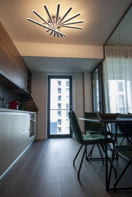 The Shades Of Grey 123 - Cloud9 - Pipera - Floreasca - Barbu Vacarescu Area *