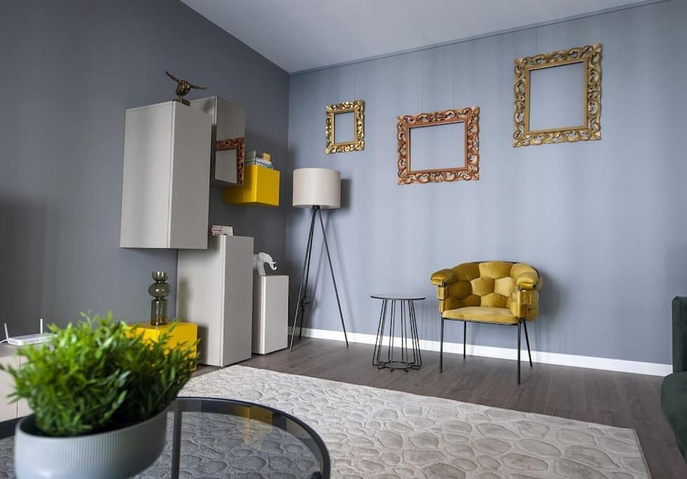 Apartament The Shades Of Grey 123 - Cloud9 - Pipera - Floreasca - Barbu Vacarescu Area *
