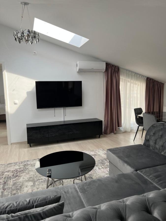 Luxury Penthouse Apartment Bucharest