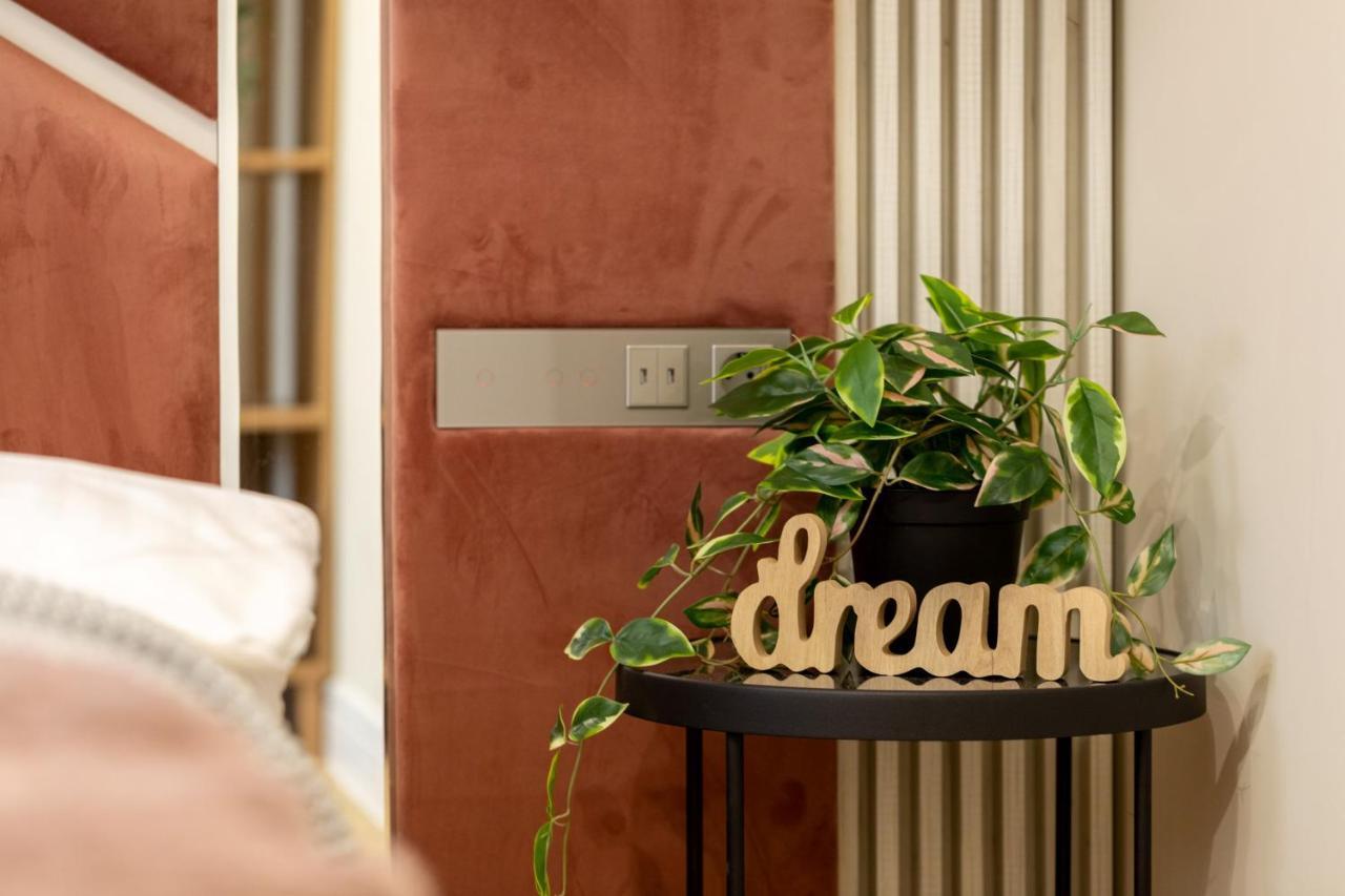 Stylish Ruby 1br - Old Town Urban Oasis Apartment *
