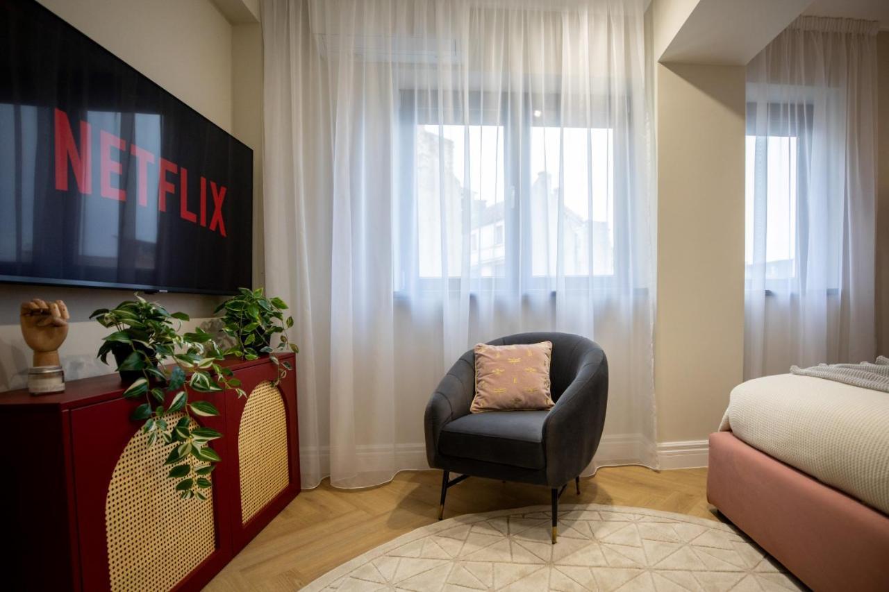 Stylish Ruby 1br - Old Town Urban Oasis Apartment