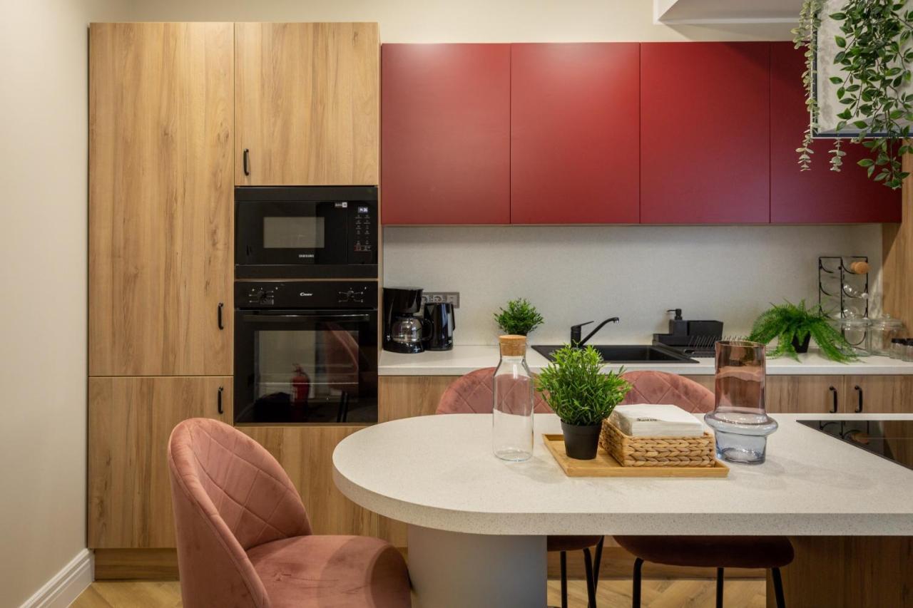 Stylish Ruby 1br - Old Town Urban Oasis