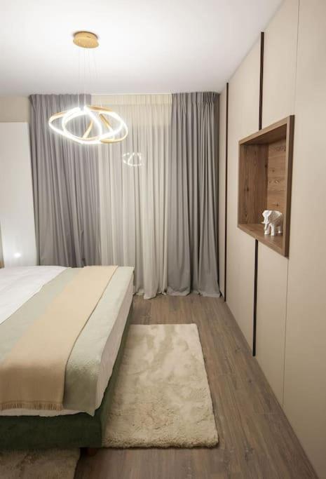 The Shades Of Grey 123 - Cloud9 - Pipera - Floreasca - Barbu Vacarescu Area Apartament Bucureşti