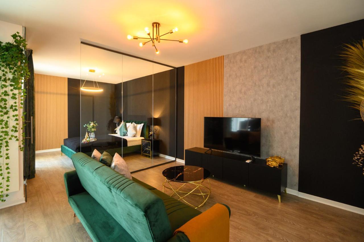 North Twin Apartment