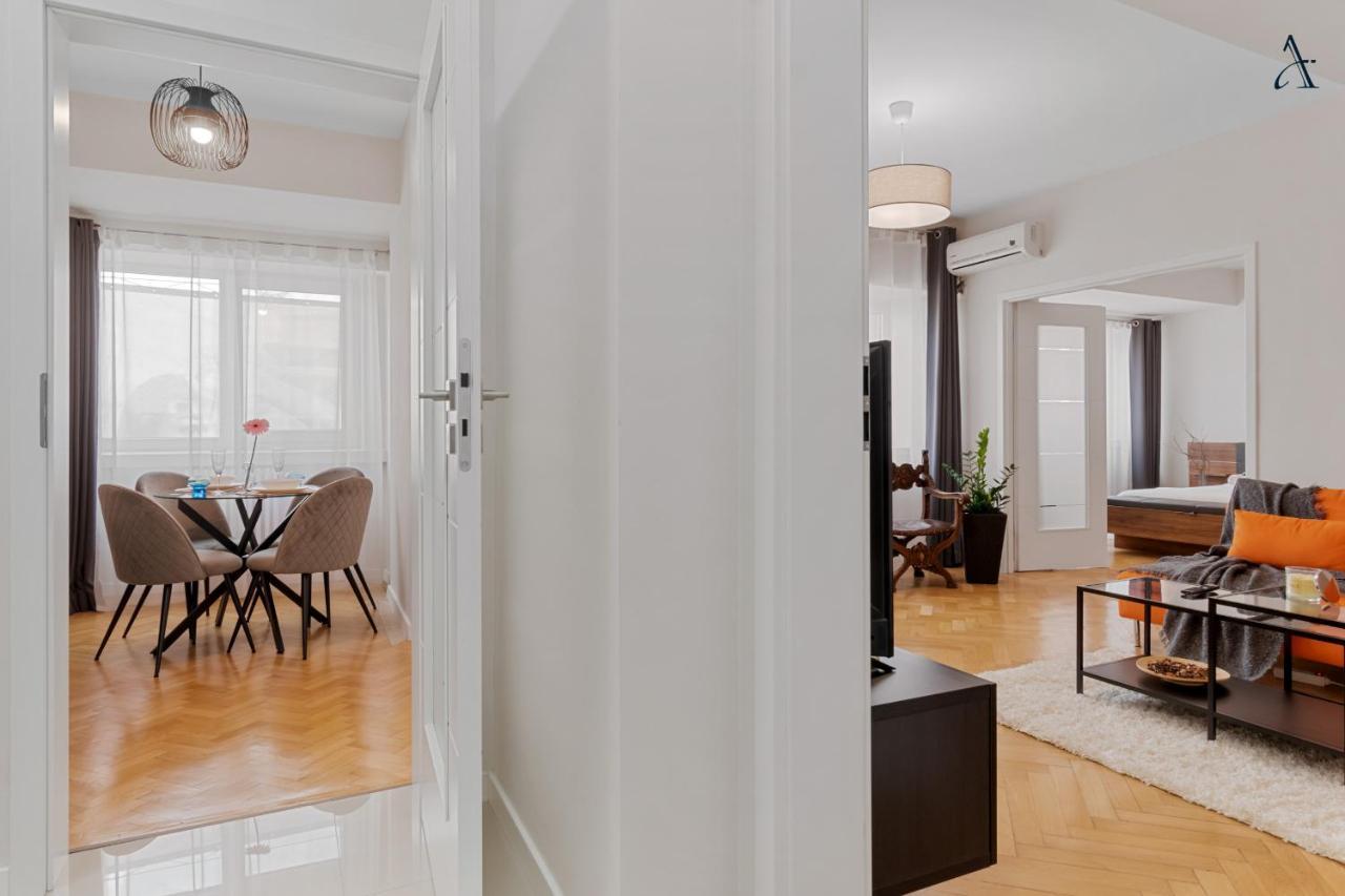 Apartment Rentforcomfort Coquette 1bdr Calea Victoriei *