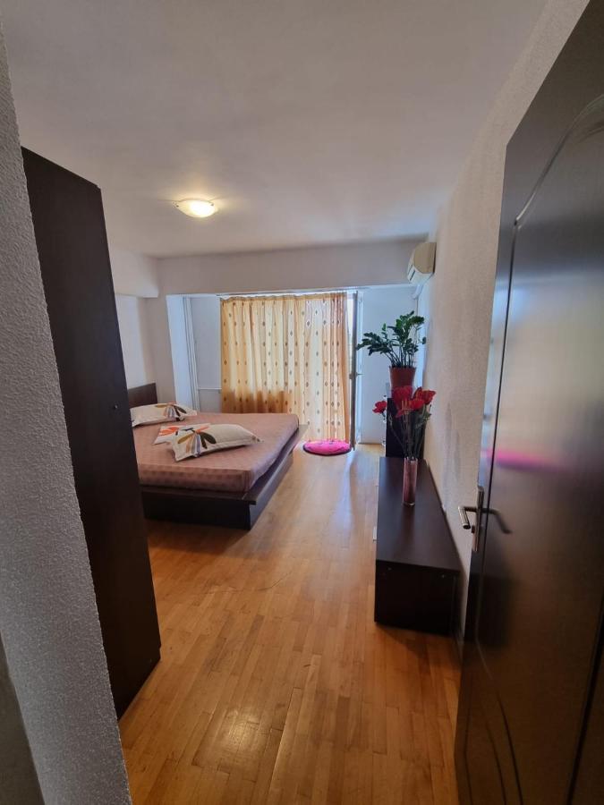 Apartment Lunna Ap 3 Cam, B - Dul Unirii, Nr 73,bloc G3, Sc 3,et 5,ap 62 Bucharest