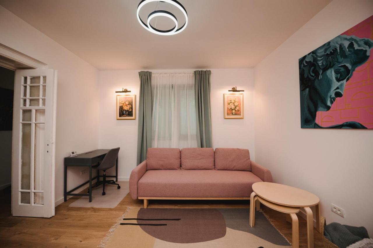 Cotroceni Apartment Bucharest