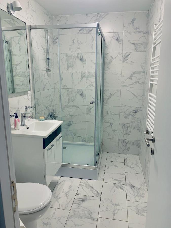 Apartamento Maria With Free Private Parking Sector 4 Bucareste