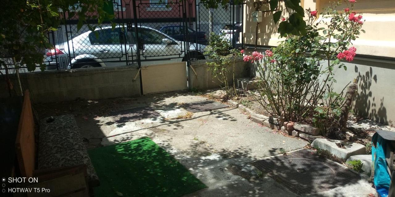 Apartment The *