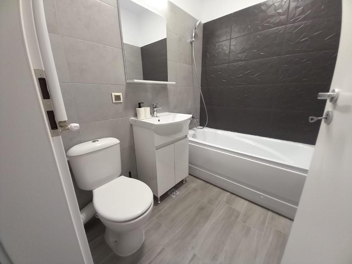 Modern 1br With Wifi, Parking And Self Check In Bucharest