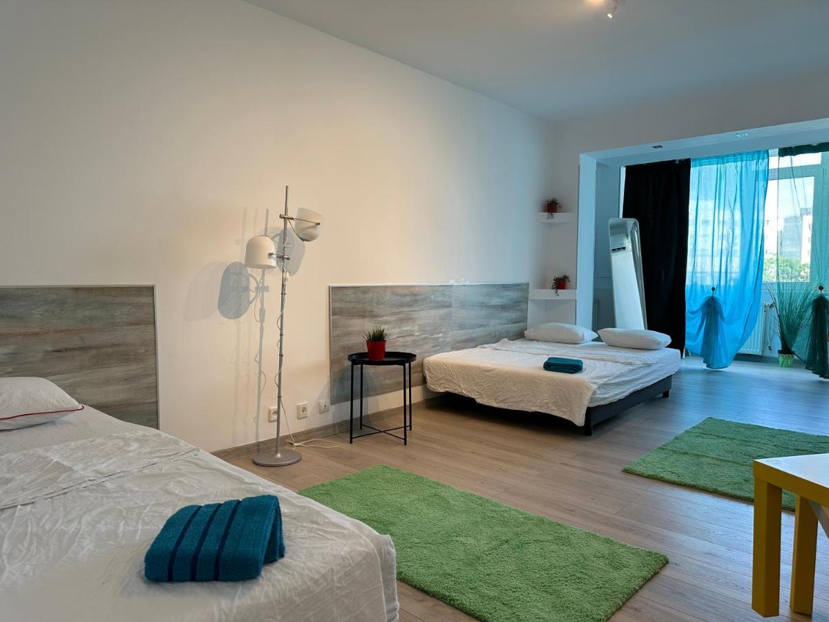 Apartment 70