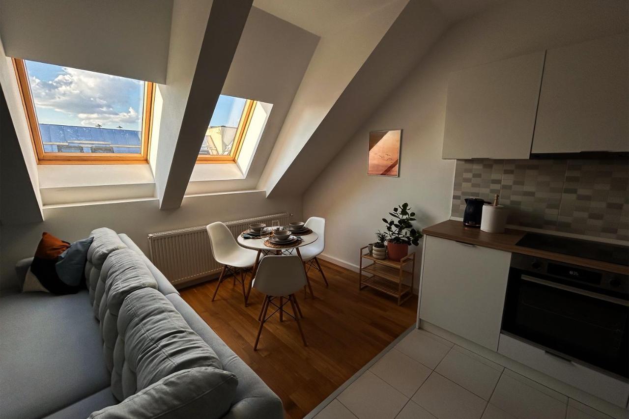 Apartment Downtown D21 *