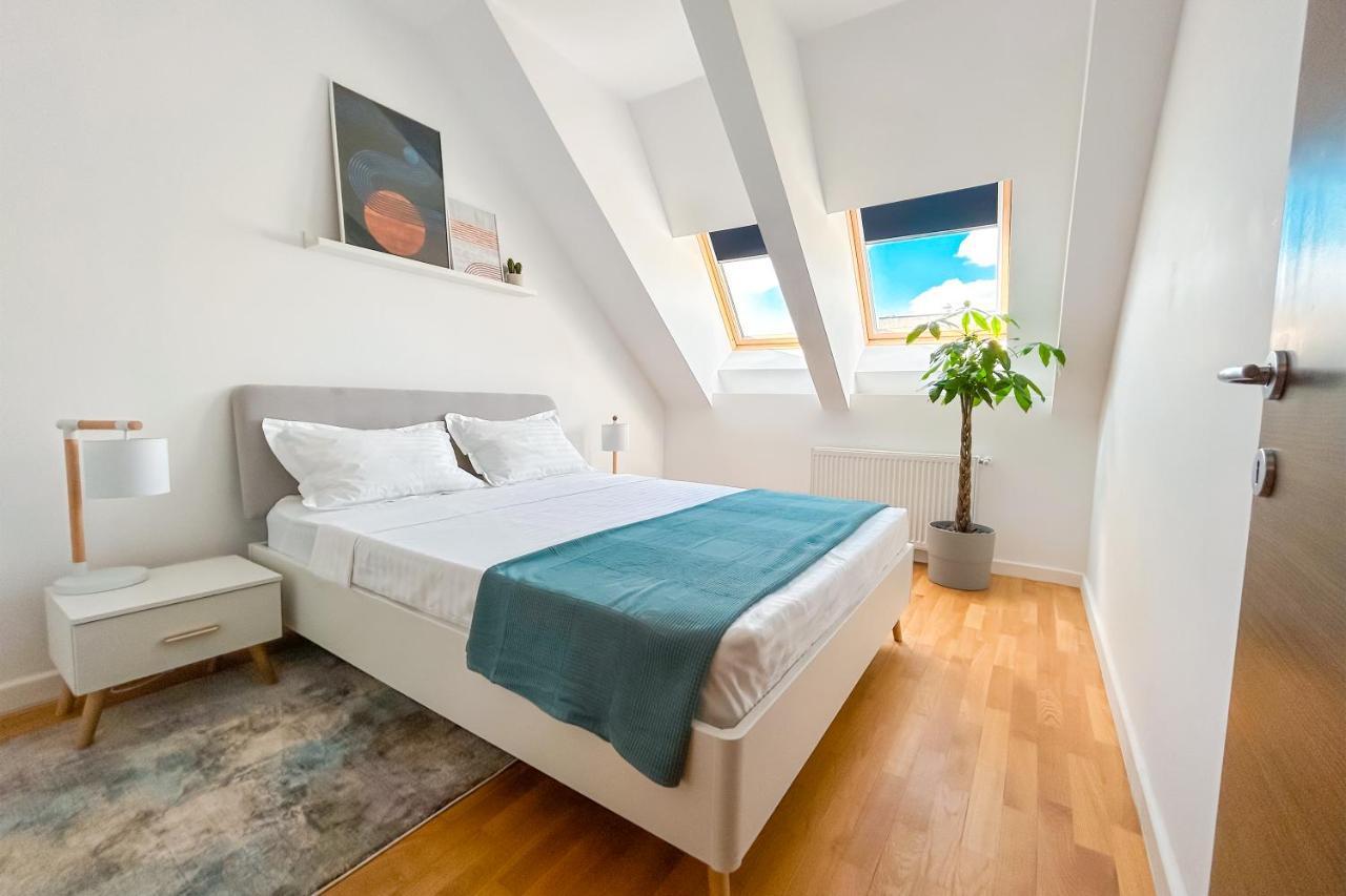 Apartment Downtown D21 Bucharest