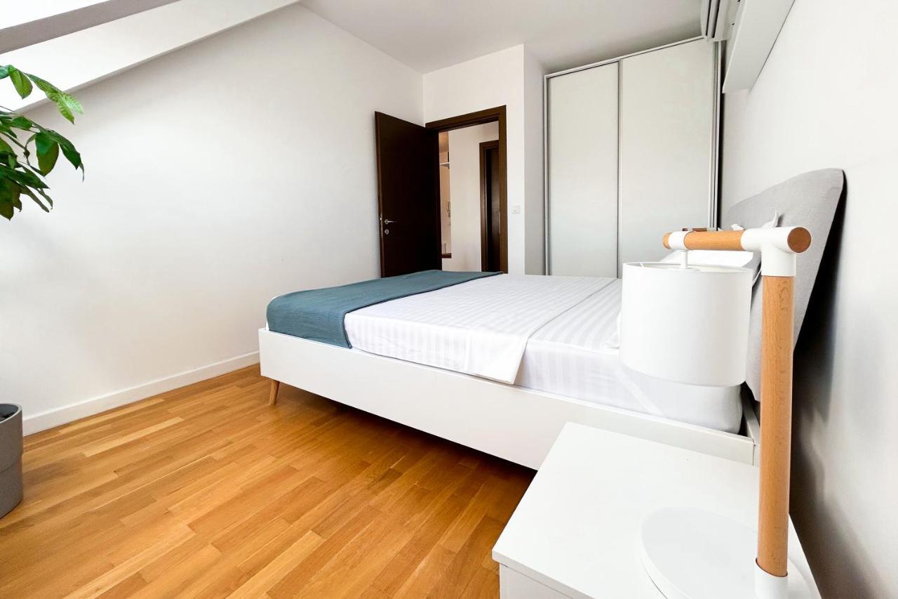 Apartment Downtown D21 Bucharest