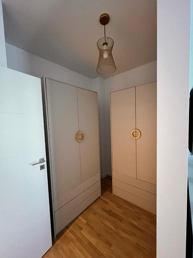 Apartament Cosy *