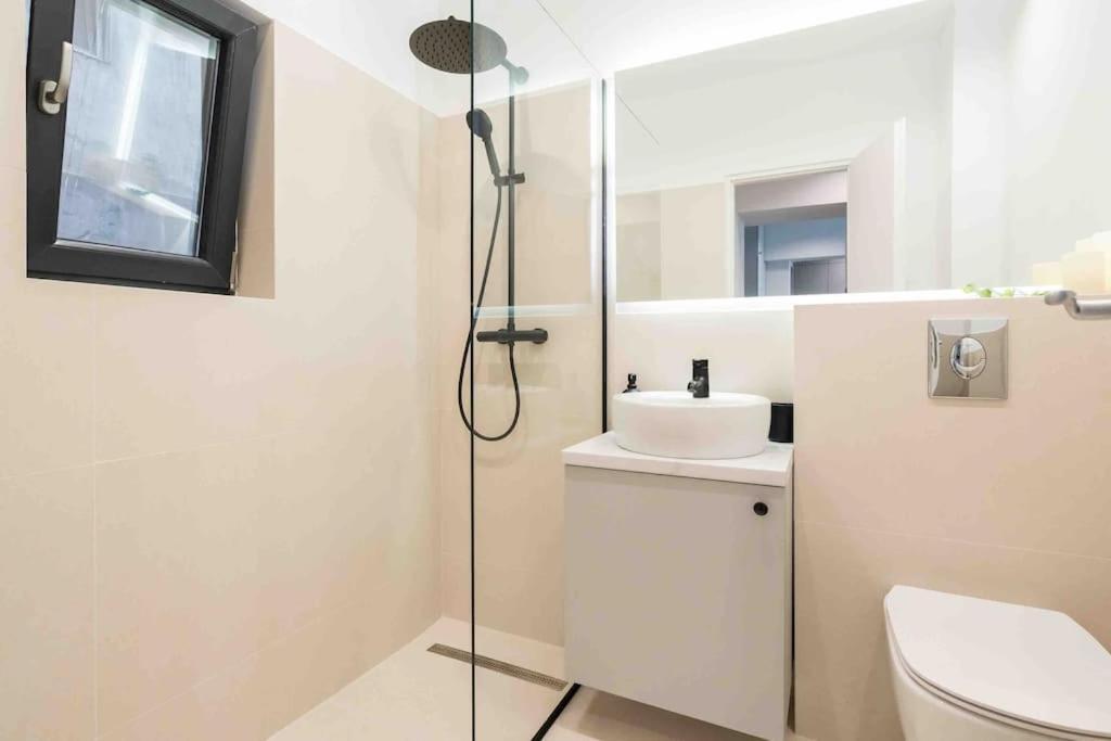 Apartment Sunny 2br Flat - Location - 3 Balconies *