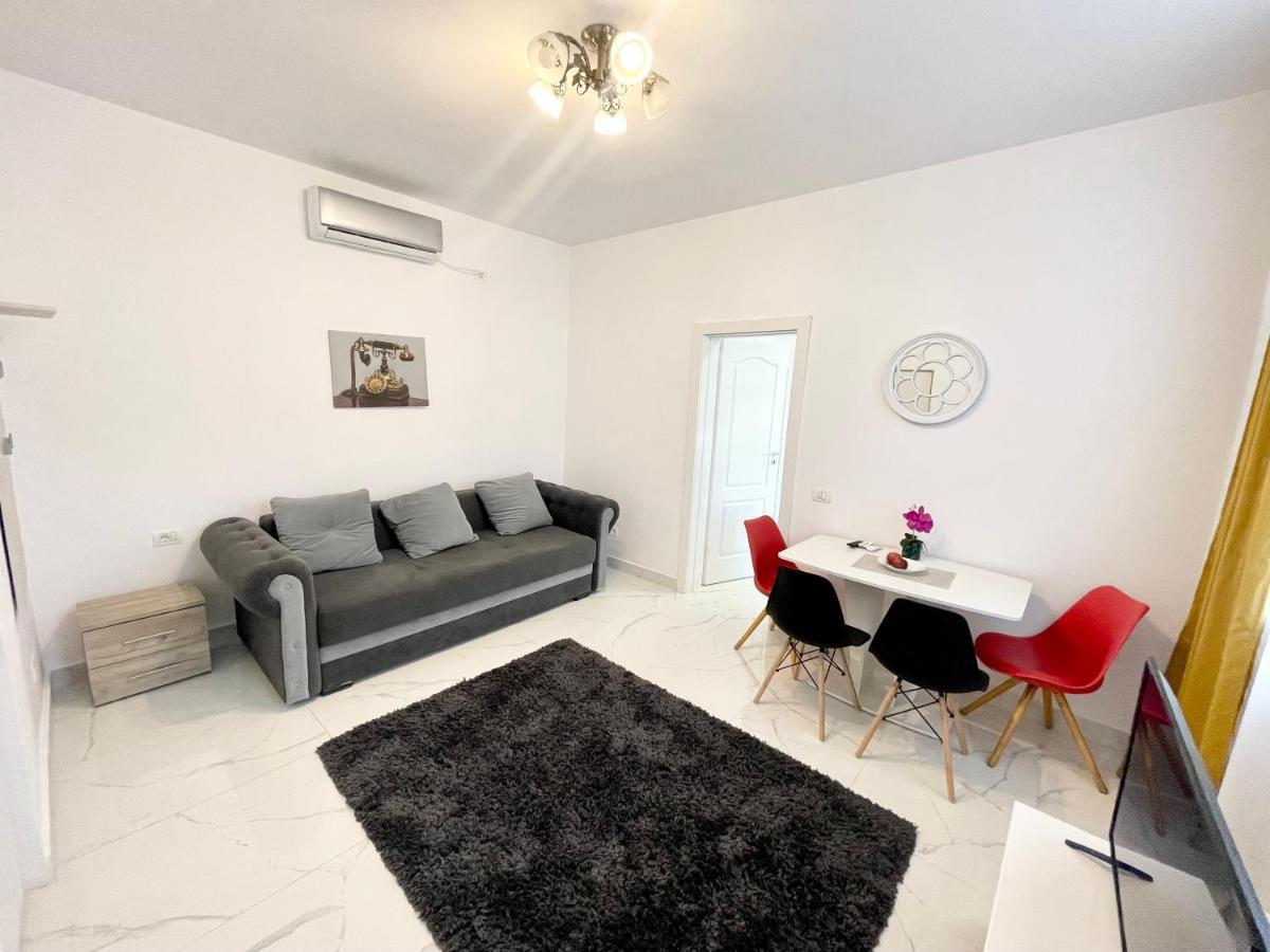 4 Apartament