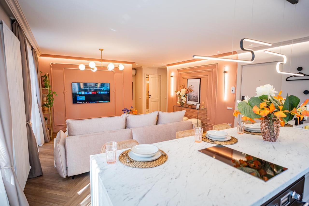 Pink Perfection - One-bedroom Gemstone Oasis