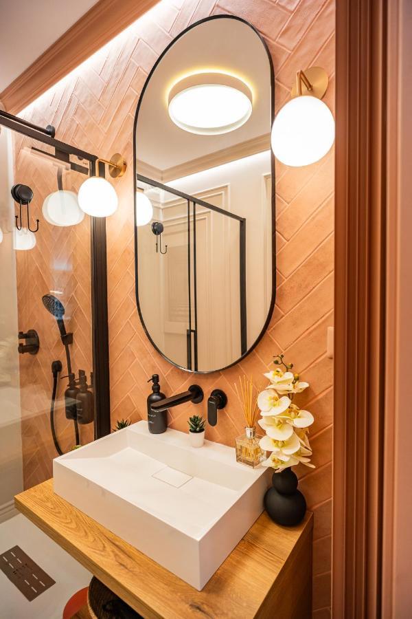 Pink Perfection - One-bedroom Gemstone Oasis