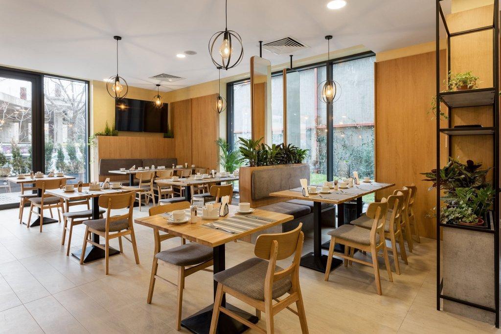 Hotel Athina