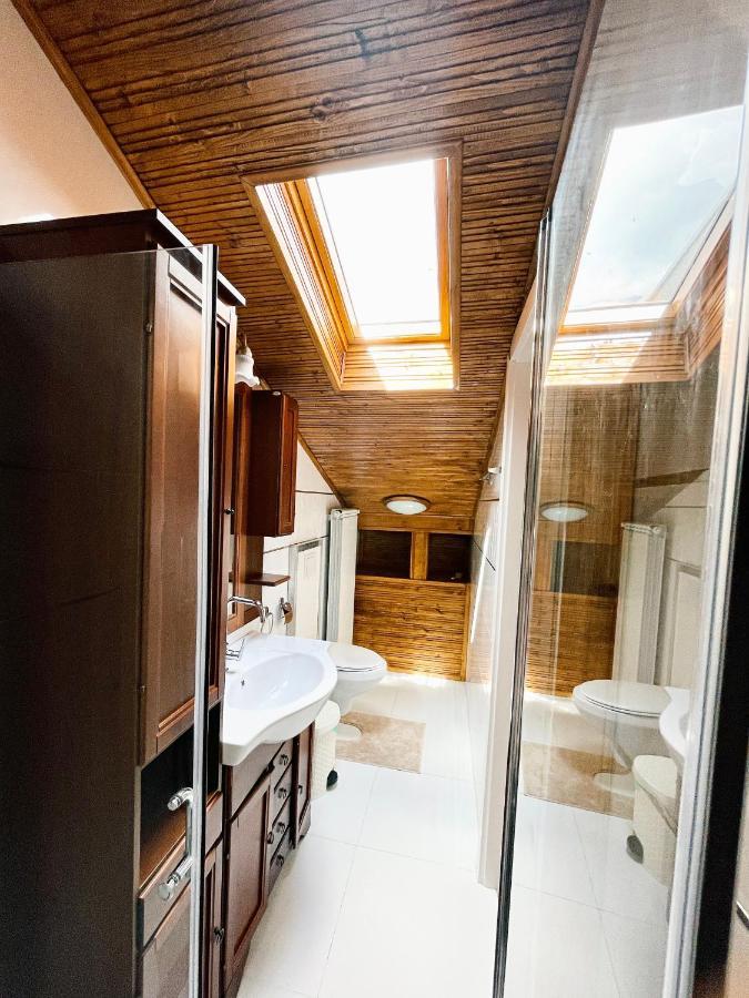 Mansion 10