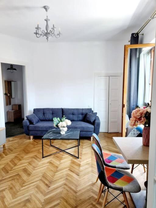 Cozy Near Center * Bucharest