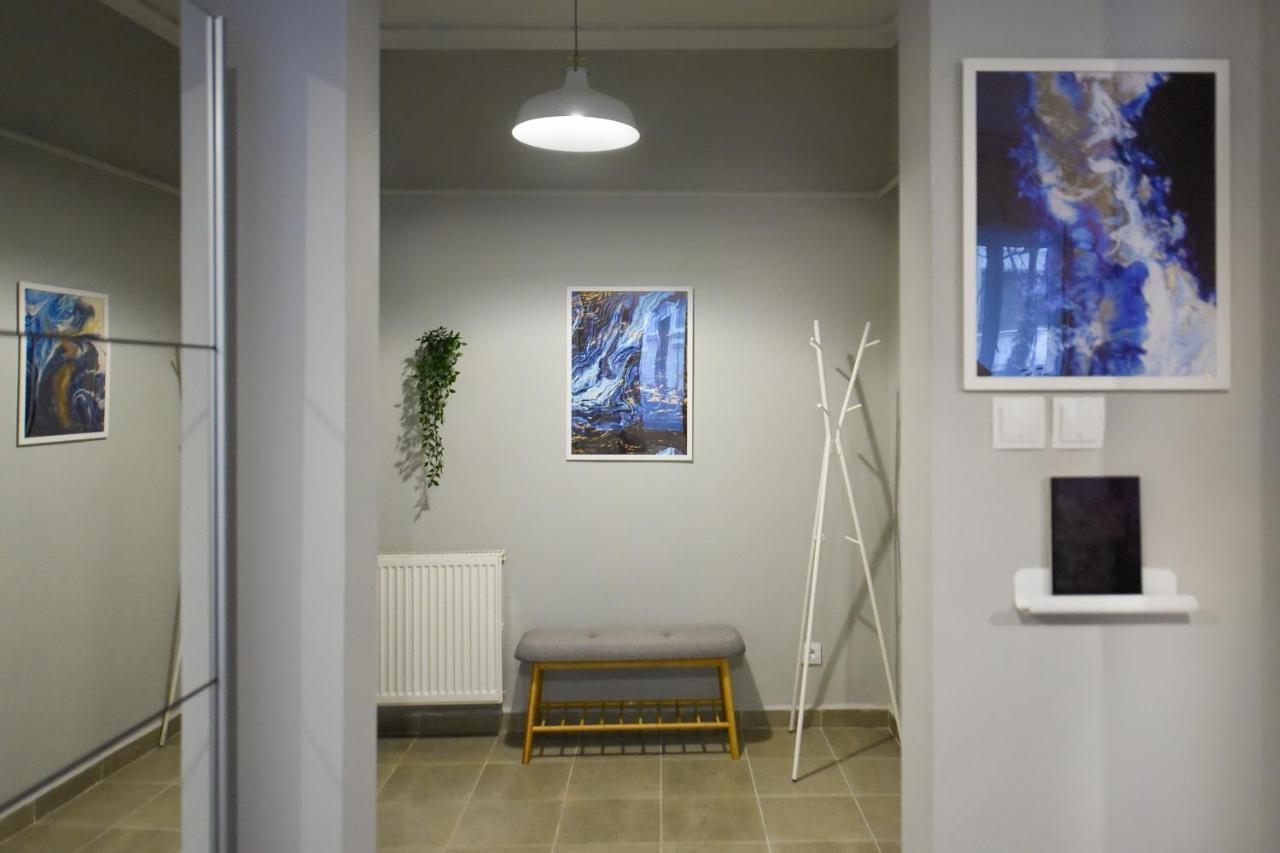 Urban Adventure For Two Apartament *