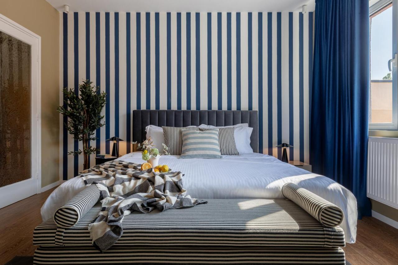 Holt - Dolce In Napoli Apartment Bucharest