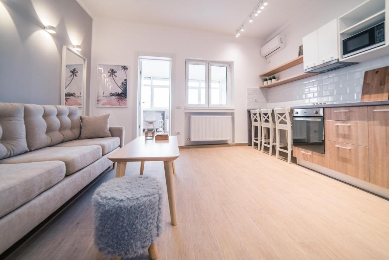 Apartament Calea Victoriei Old Town Bucureşti