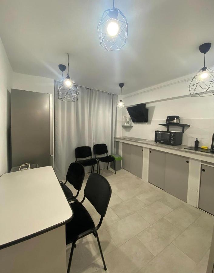Aviatiei 4 Apartament