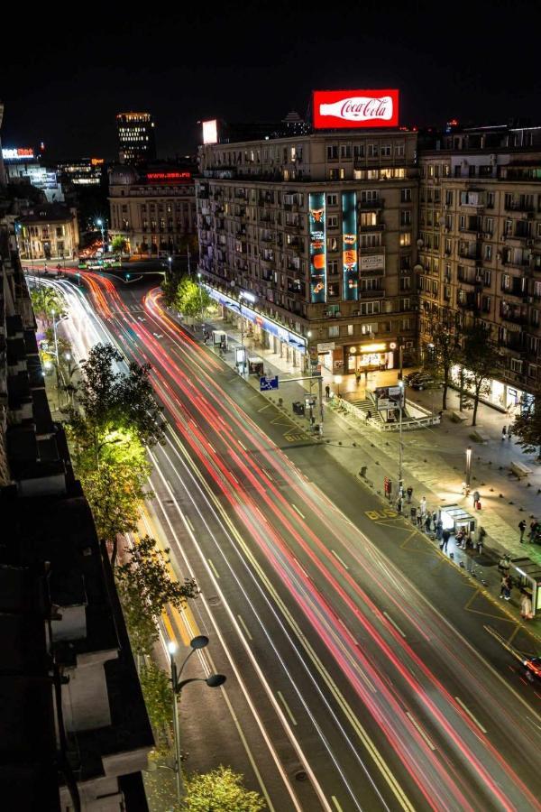 With Panoramic Terrace In Center *